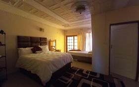 Den View Guest House